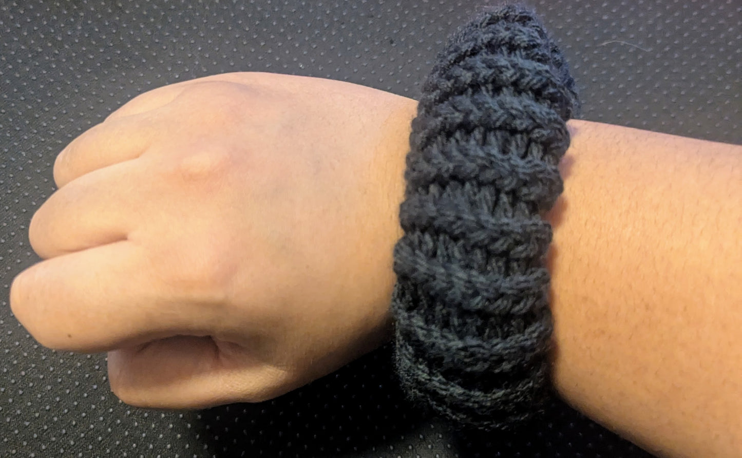 Black Knit Scrunchie, Black Knit Scrunchie, Handmade Black Scrunchie, The Midnight Knit Scrunchie, Chunky Knit Scrunchie in Black