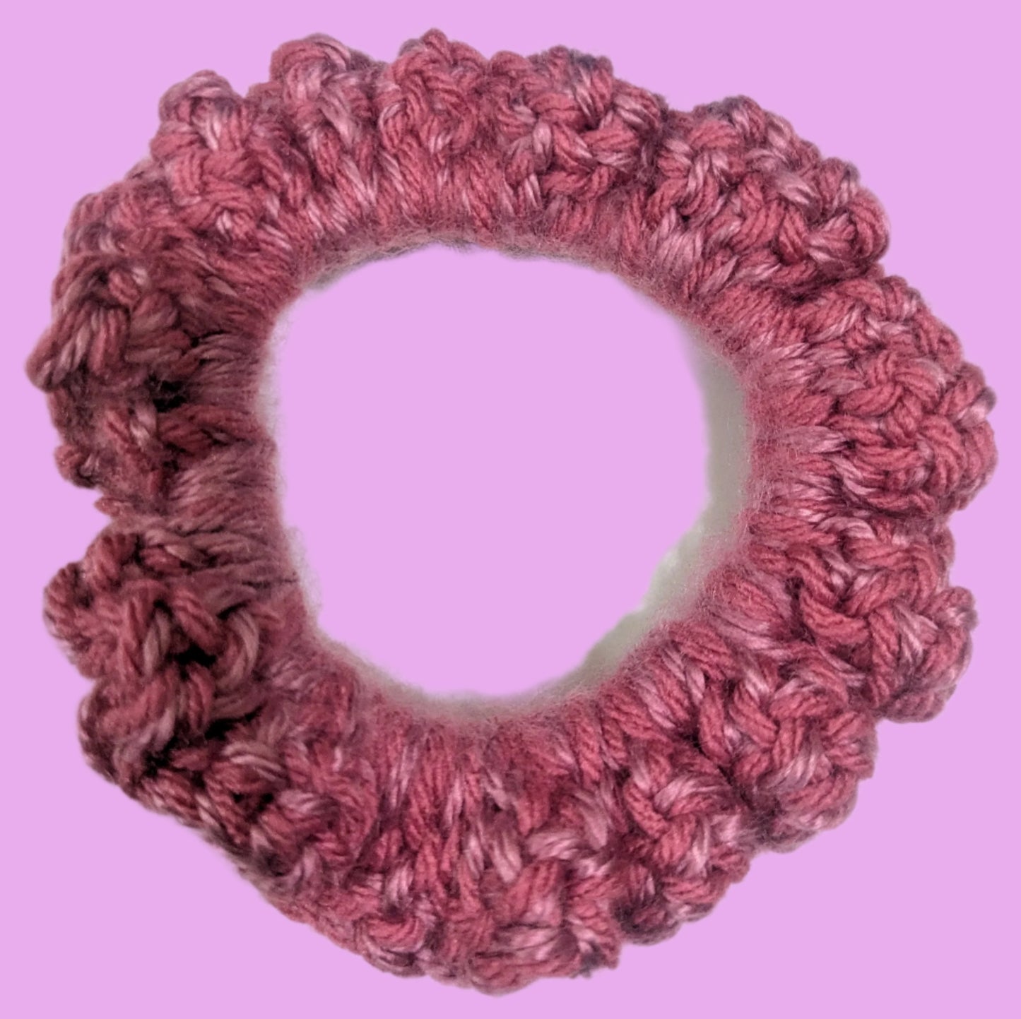 Pink & Plum Crochet Scrunchie, Pink & Plum Crochet Scrunchie, Handmade Pink & Plum Scrunchie, Boho Two-Tone Crochet Scrunchie in Pink & Plum, Unique Pink & Plum Hair Scrunchie,