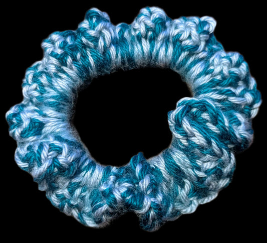 Blue & Teal Crochet Scrunchie,  Blue and Teal Crochet Scrunchie, Handmade Blue & Teal Scrunchie, Ocean-Inspired Crochet Scrunchie, Boho Two-Tone Crochet Scrunchie in Blue & Teal,